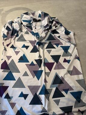 GreenSide Golf Polo | Men’s Small | Geometric Triangle Print | White Multicolor